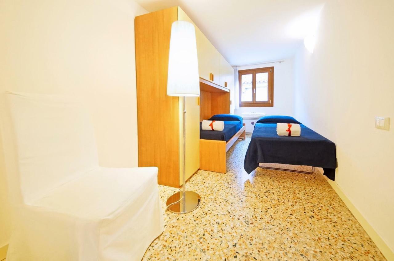 Sant'Aponal Apartment Rialto Venecia Exterior foto